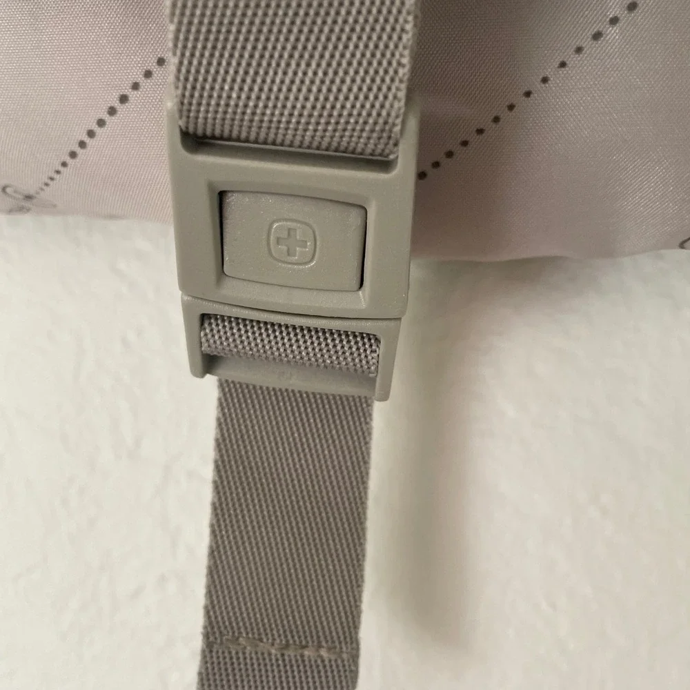 Swiss Gear Garment Bag Accessory‎ Sleeve Swissgear Travel Hanging Beige Trifold